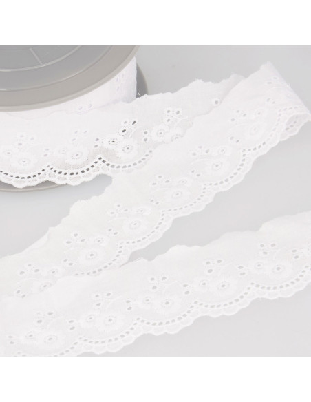 English embroidery Anaïs 45 mm - White