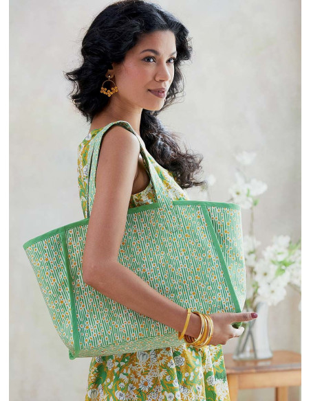 Dress pattern, belt, and handbag - Butterick 6674