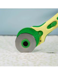 Clover 60mm rotary cutter 2