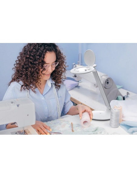 Rechargeable magnifying lamp Halo Go Daylight