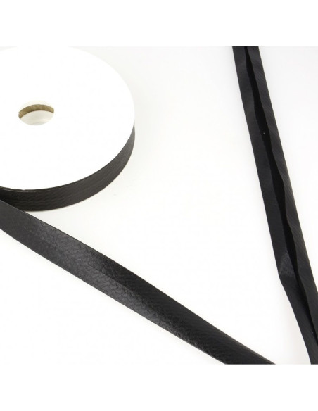 Metallic Lamé Bias - Black