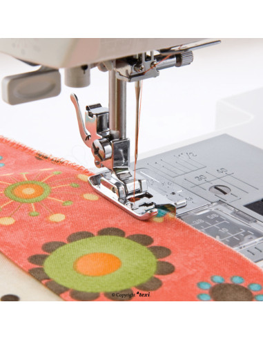 Overlock foot