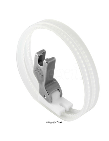 Caterpillar foot for coated fabrics