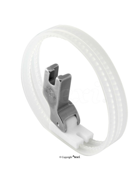 Caterpillar foot for coated fabrics