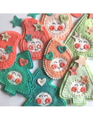 Kawaii Christmas felt kit