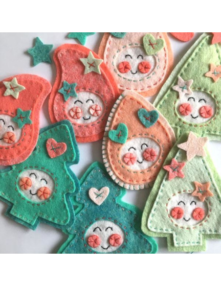 Kawaii Christmas felt kit