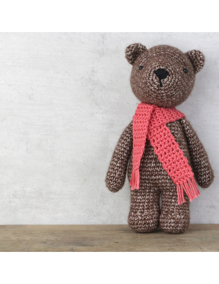 Crochet kit - Bobbi the bear
