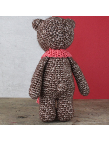 Crochet kit - Bobbi the bear