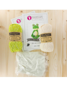 Crochet kit - Vinny the frog 2