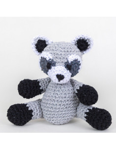 Crochet kit - Ricky the raccoon 2