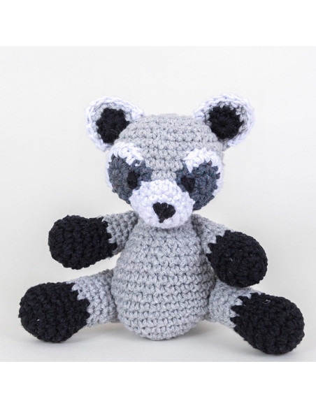 Crochet kit - Ricky the raccoon
