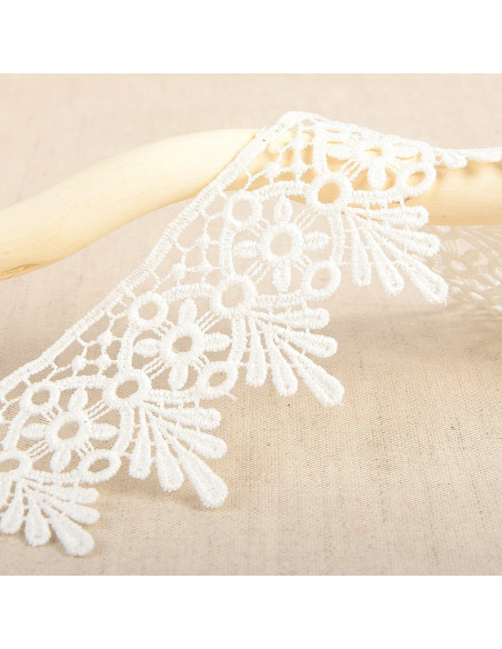 Gothic guipure - White