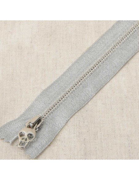 Metal lurex skull closure - Silver