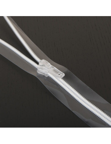 Transparent plastic closure