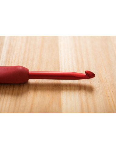 Tulip Etimo Red crochet hook set
