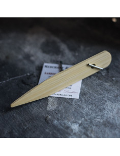 Bamboo pointer for perfect angles Merchant & Mills 2