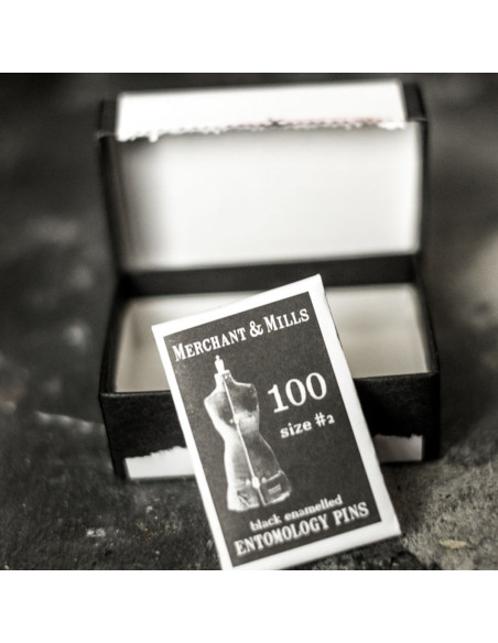 Box of 100 ultra-fine black pins Merchant & Mills