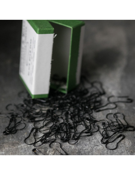 Box of 100 black bulb safety pins 21 mm Merchant & Mills