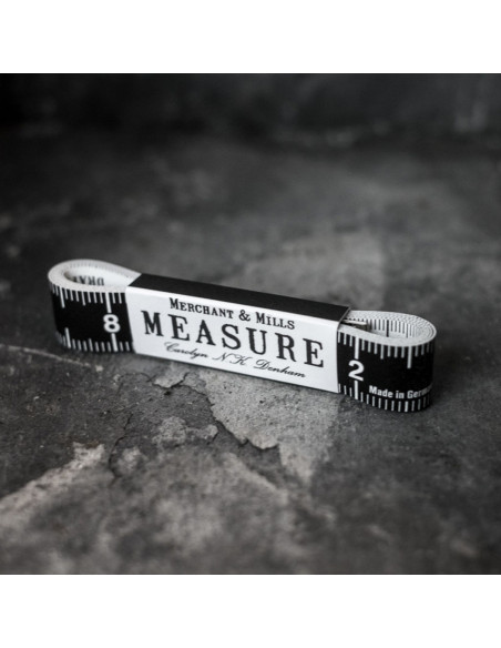 Black and white sewing tape measure 150 cm