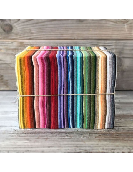 Cinnamon Patch felt sample box