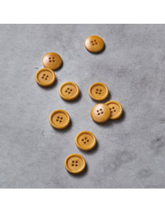 Corozo button with rounded edge - Amber