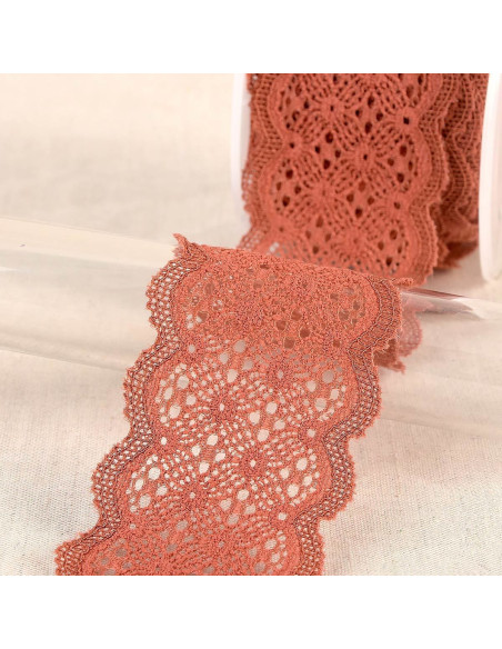 Elastic lace in between - Rust