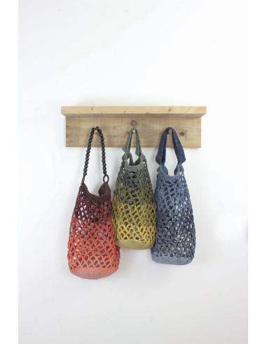 Nova Vita 4 DMC Catalog - 16 Bag and Accessory Projects