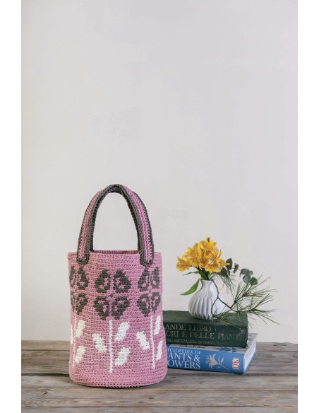 Nova Vita 4 DMC Catalog - 16 Bag and Accessory Projects