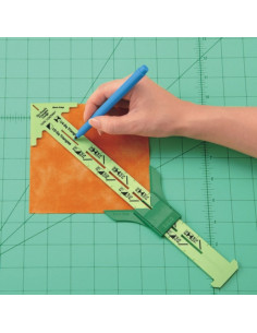 Easy-to-use gauge for triangles