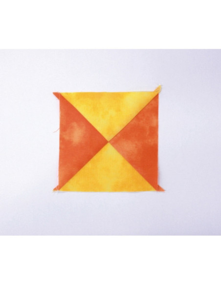 Easy-to-use gauge for triangles