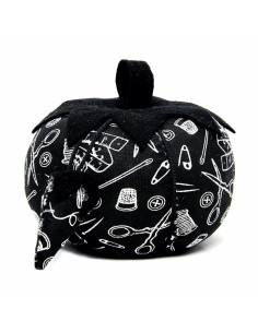 Maxi black tomato pincushion