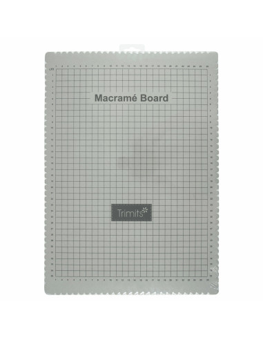 Macramé board 29.7 x 42 cm