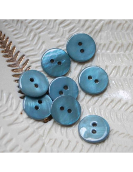 Flat mother-of-pearl button with 2 holes - Storm