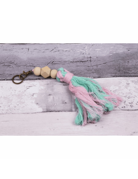 Handmade geometric wooden beads for macramé - 20 mm