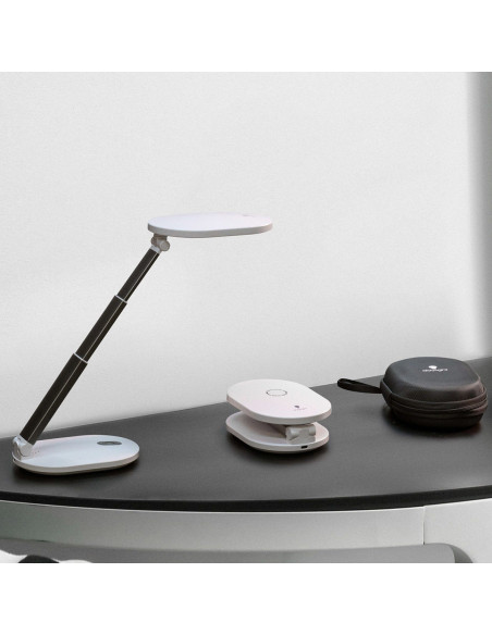 Foldi Go Daylight rechargeable desk lamp