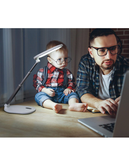 Foldi Go Daylight rechargeable desk lamp