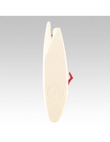 Clover retractable seam ripper and thread cutter