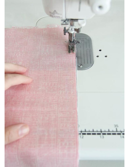 Diagonal Seam Tape Machine Guide Strip - White