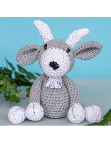 Crochet Kit - Giorgio the Goat