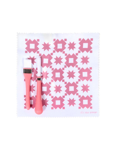 Cleaning kit for sewing machines - Pink