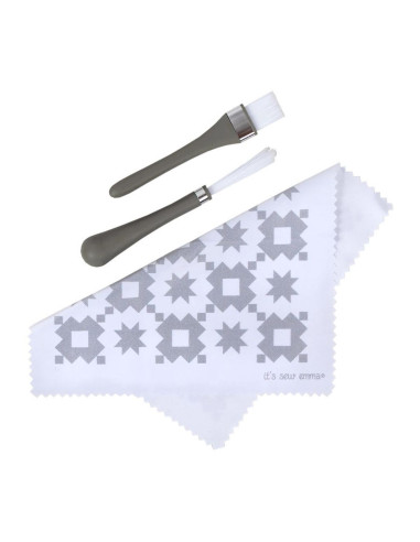 Cleaning kit for sewing machines - Gray