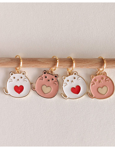 Set of 4 stitch marker rings - Heart Cats
