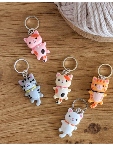 Set of 5 stitch marker rings - Small cats