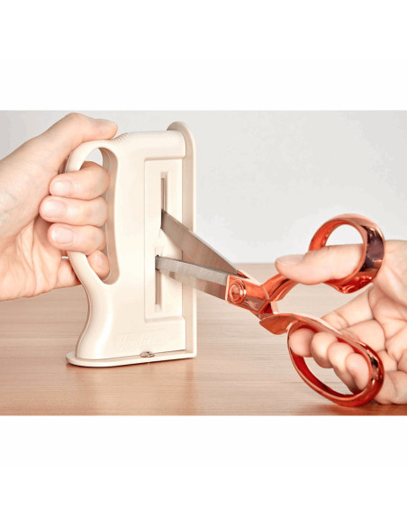 Scissor sharpener