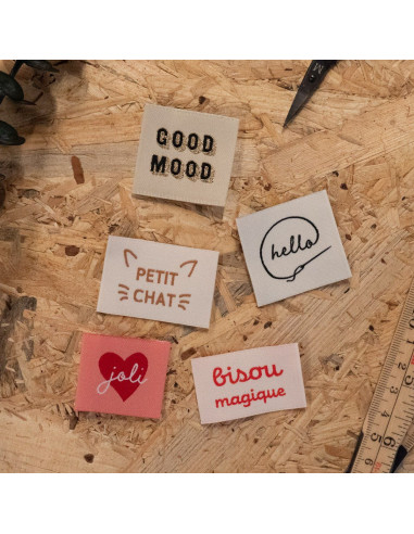Set of 5 woven labels - Cozy Assortment