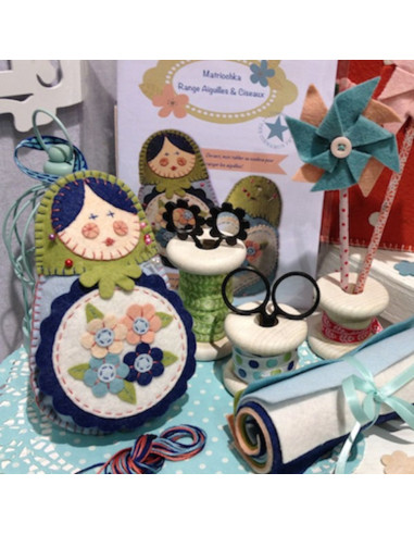 Felt Matryoshka needle and scissors holder kit