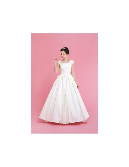 Book I Sew My Wedding Dress - 12 Patterns & 6 Accessories