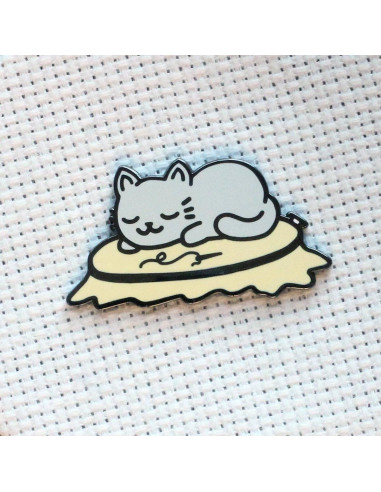 Magnetic Needle Holder - Napping Cat