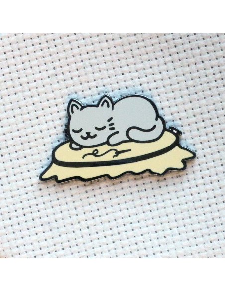 Magnetic Needle Holder - Napping Cat