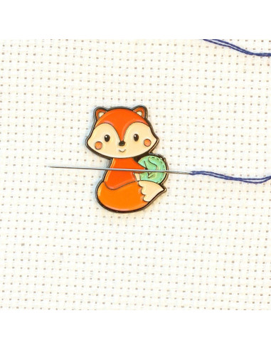 Magnetic Needle Holder - Fox Embroidery